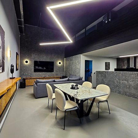 Appartamento Industrial Loft Tríkala Esterno foto