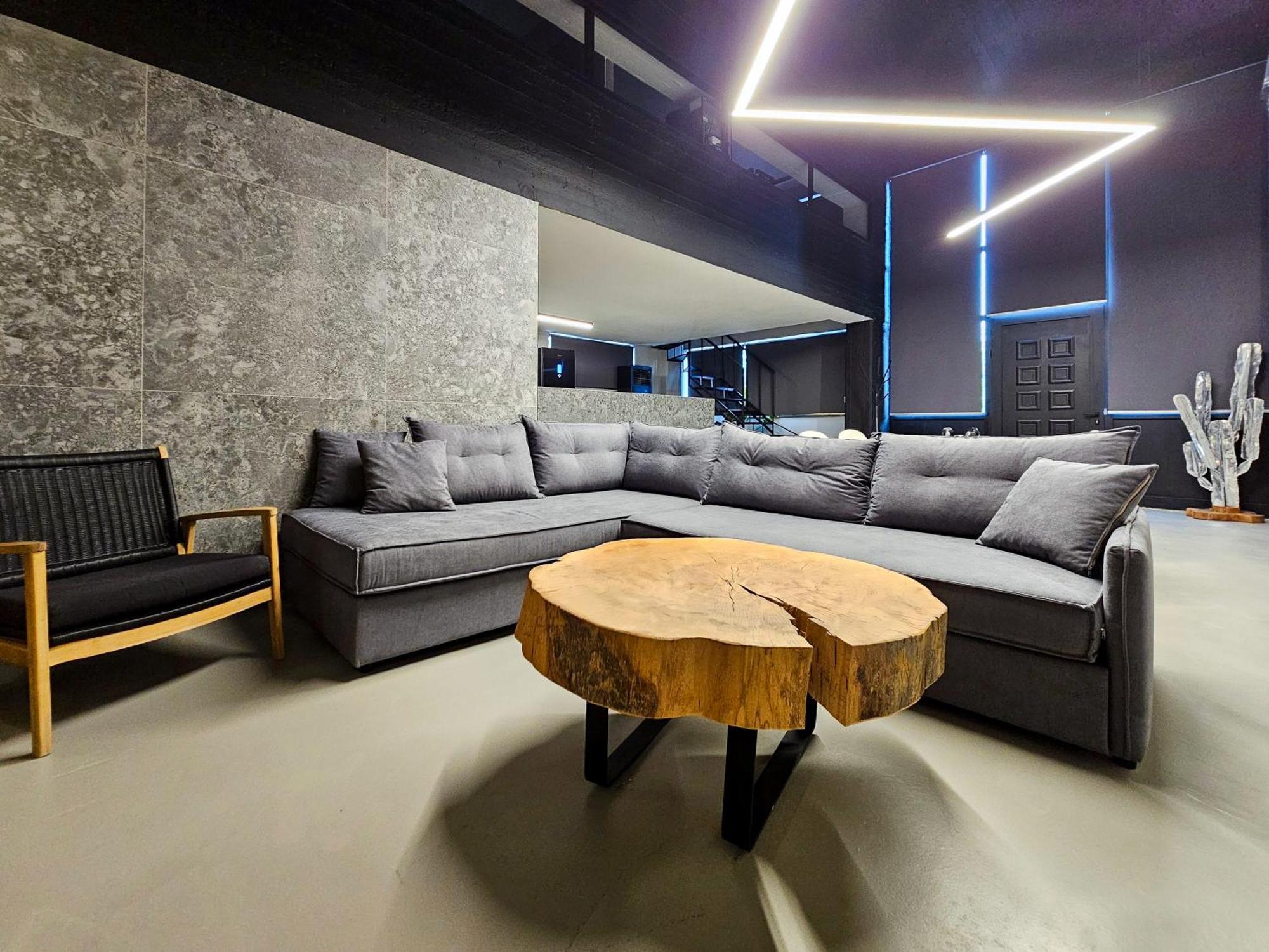 Appartamento Industrial Loft Tríkala Esterno foto